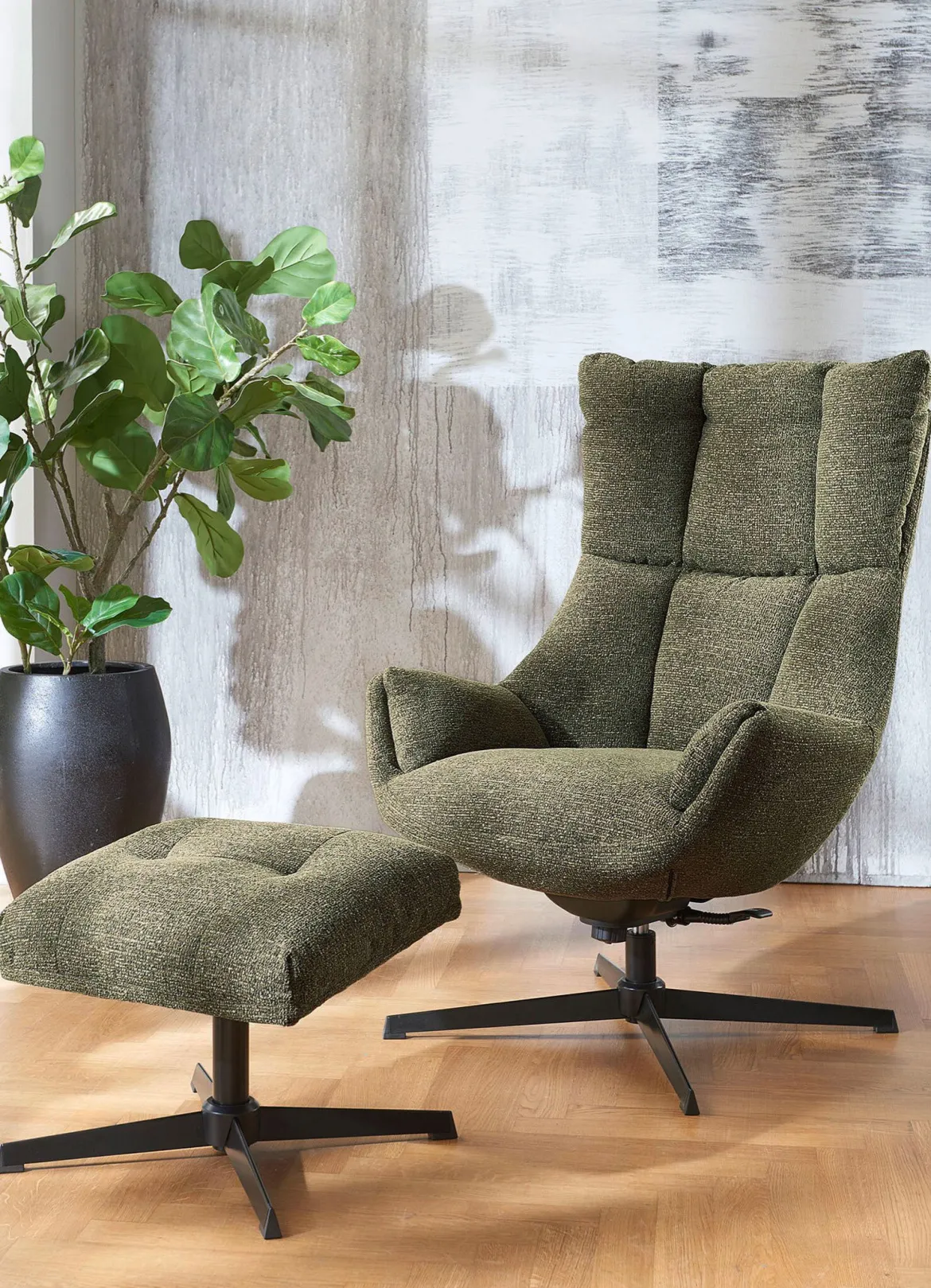 Relaxsessel mit Hocker