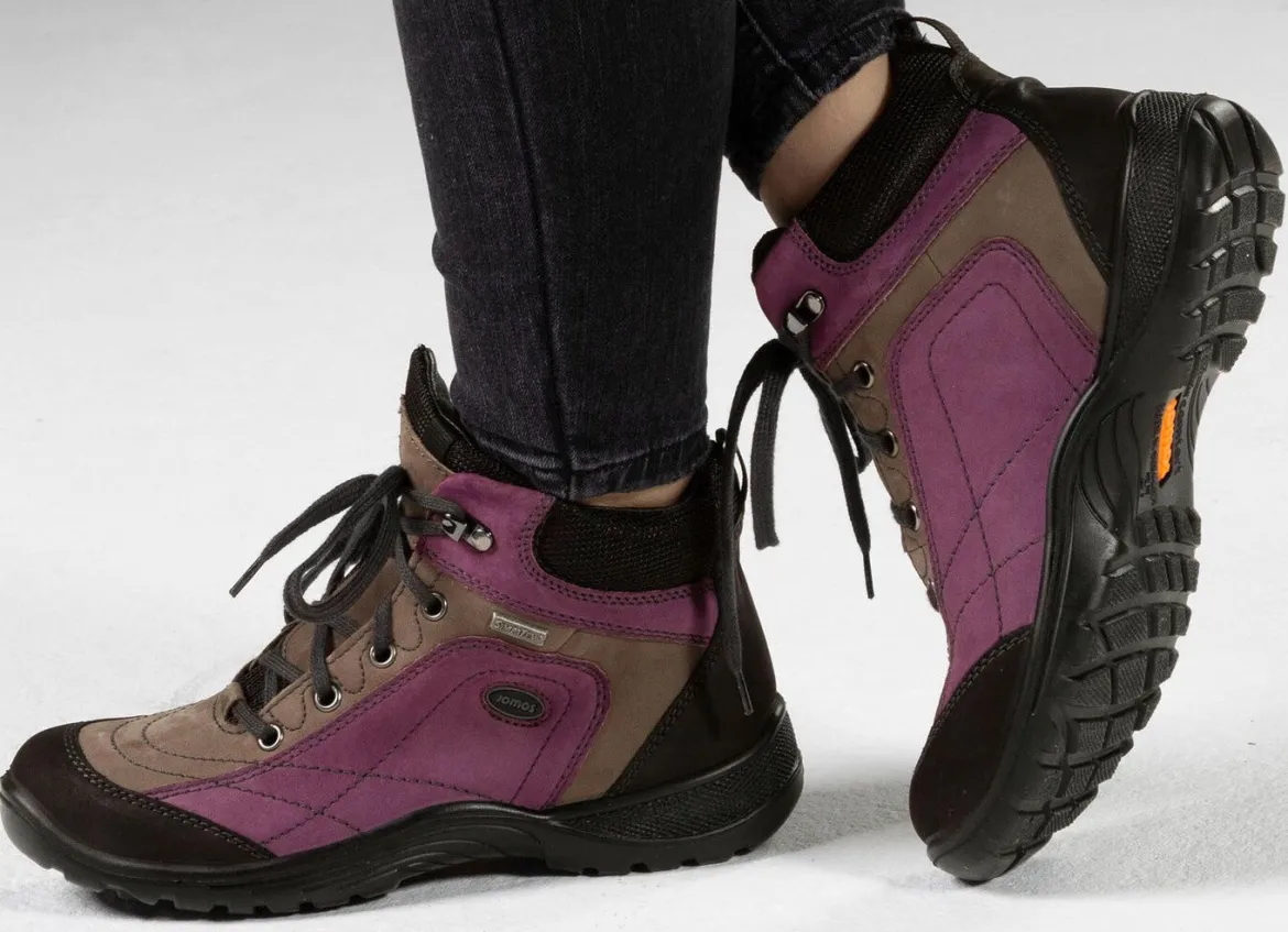 Schnür-Stiefelette in interessanter Farbkombination