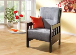 Sessel aus massiver Kiefer