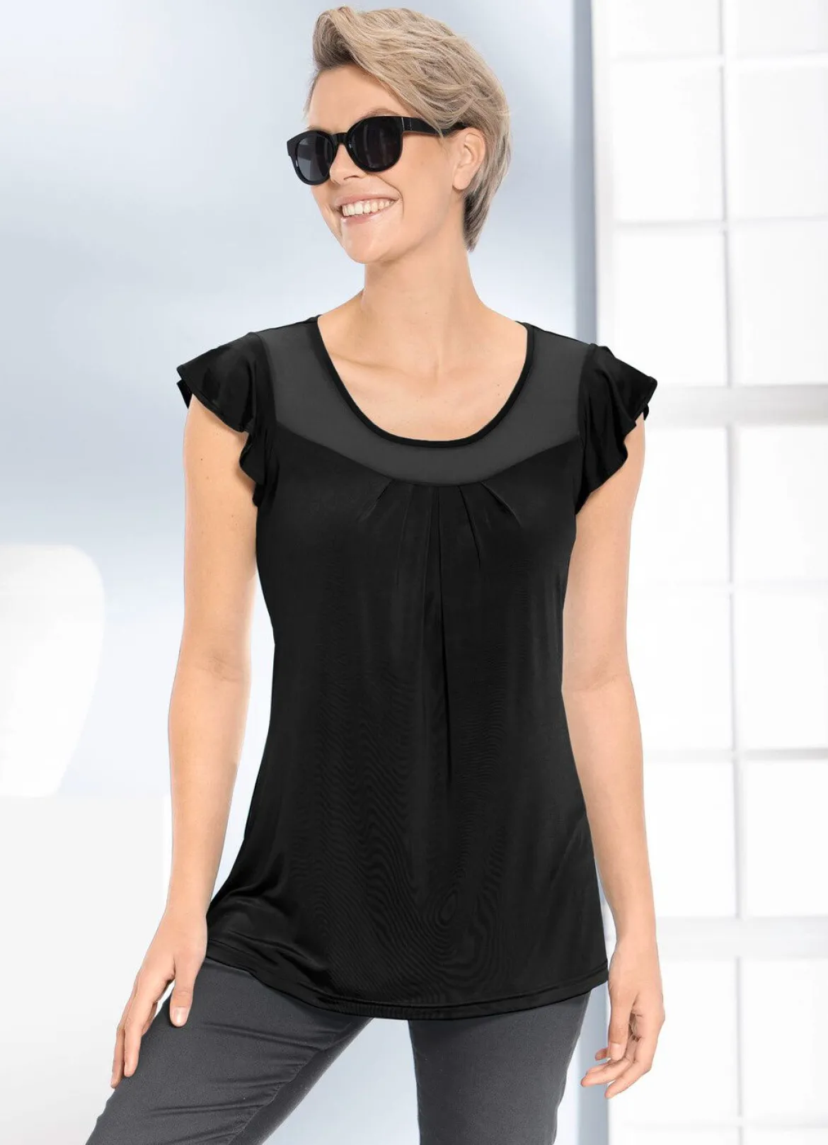 Shirt mit Chiffon-Einsatz in 2 Farben