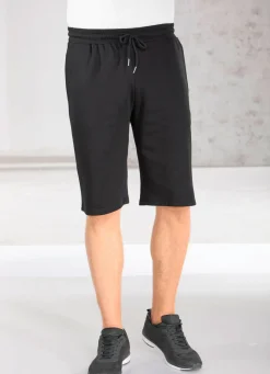 Shorts in 4 Farben