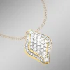 Stark ausgefasster Anhänger mit Brillanten