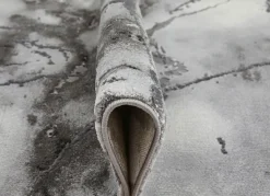 Stilsichere Brücken und Teppiche mit Marmormotiv
