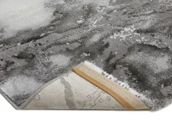 Stilsichere Brücken und Teppiche mit Marmormotiv