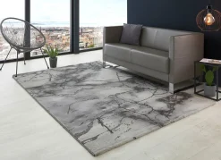 Stilsichere Brücken und Teppiche mit Marmormotiv