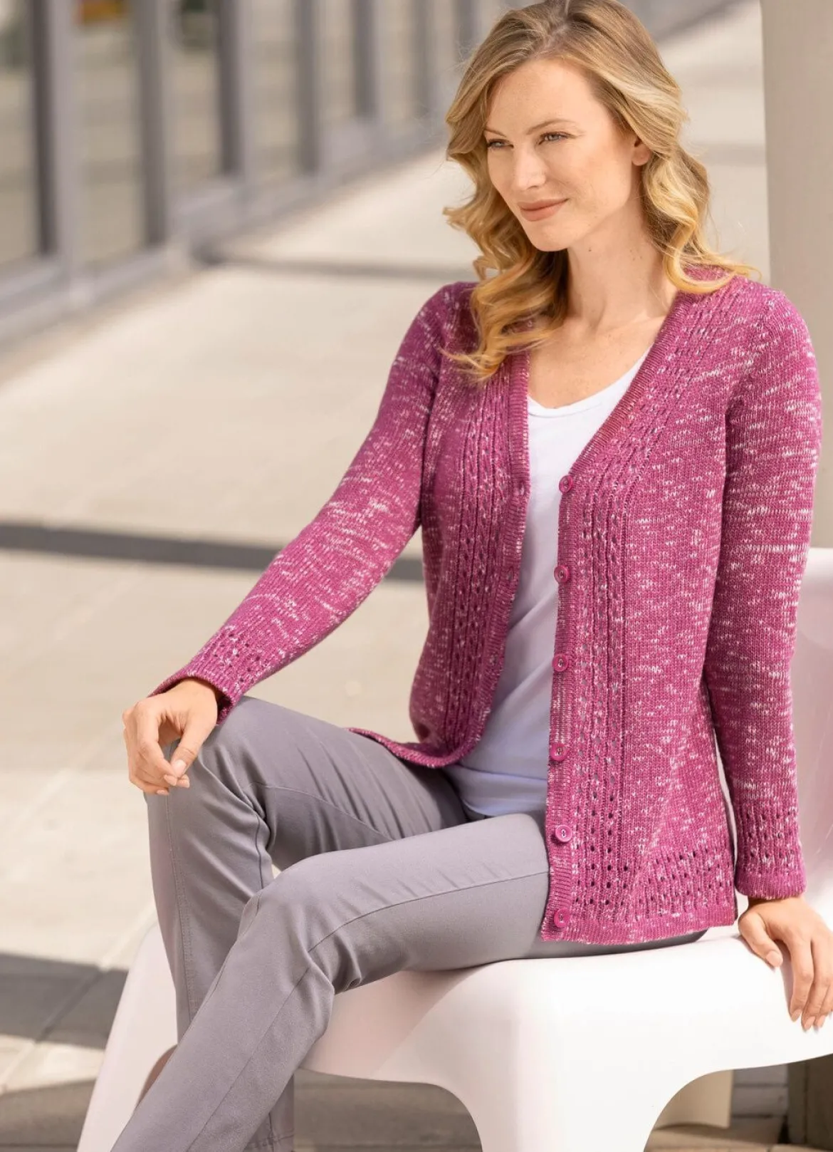 Strickjacke aus Melangegarn