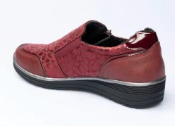 Stylischer Halbschuh im Leo-Look