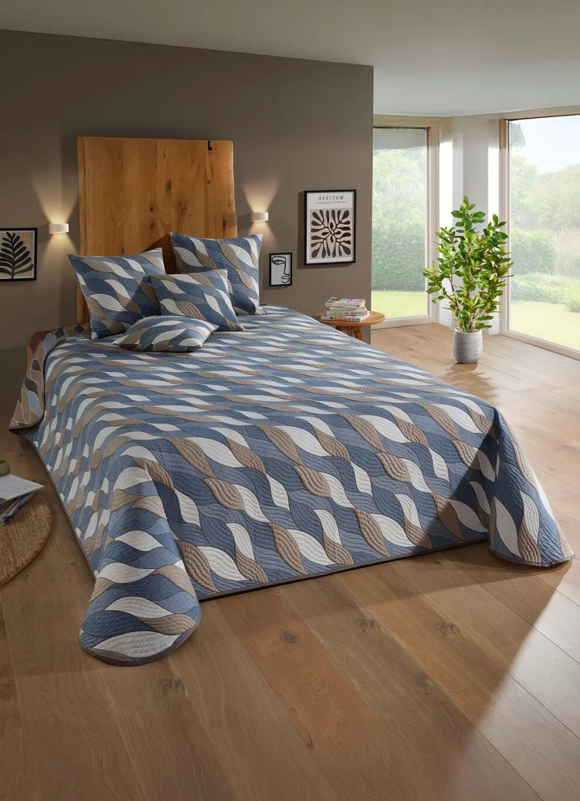 Tagesdecke und Kissenbezüge in Jacquard-Qualität