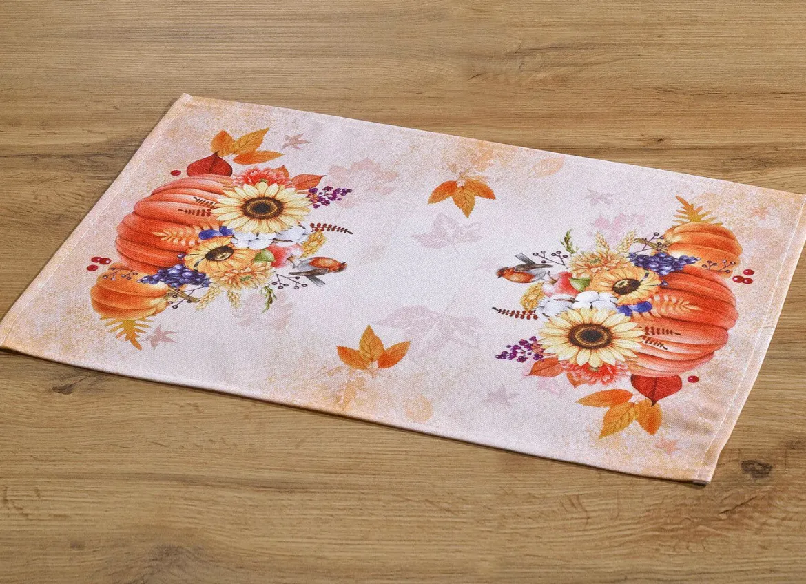 Tisch- und Raumdekoration mit herbstlichen Motiven