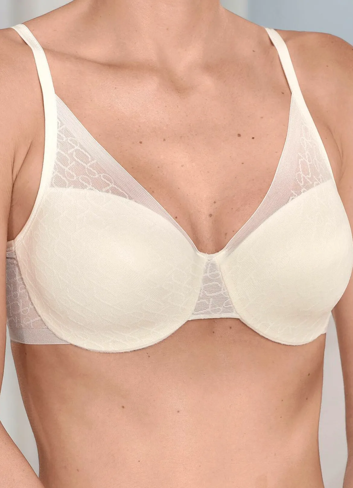 Triumph-Signature Sheer- Bügel-BH mit weich gepolsterten Cups