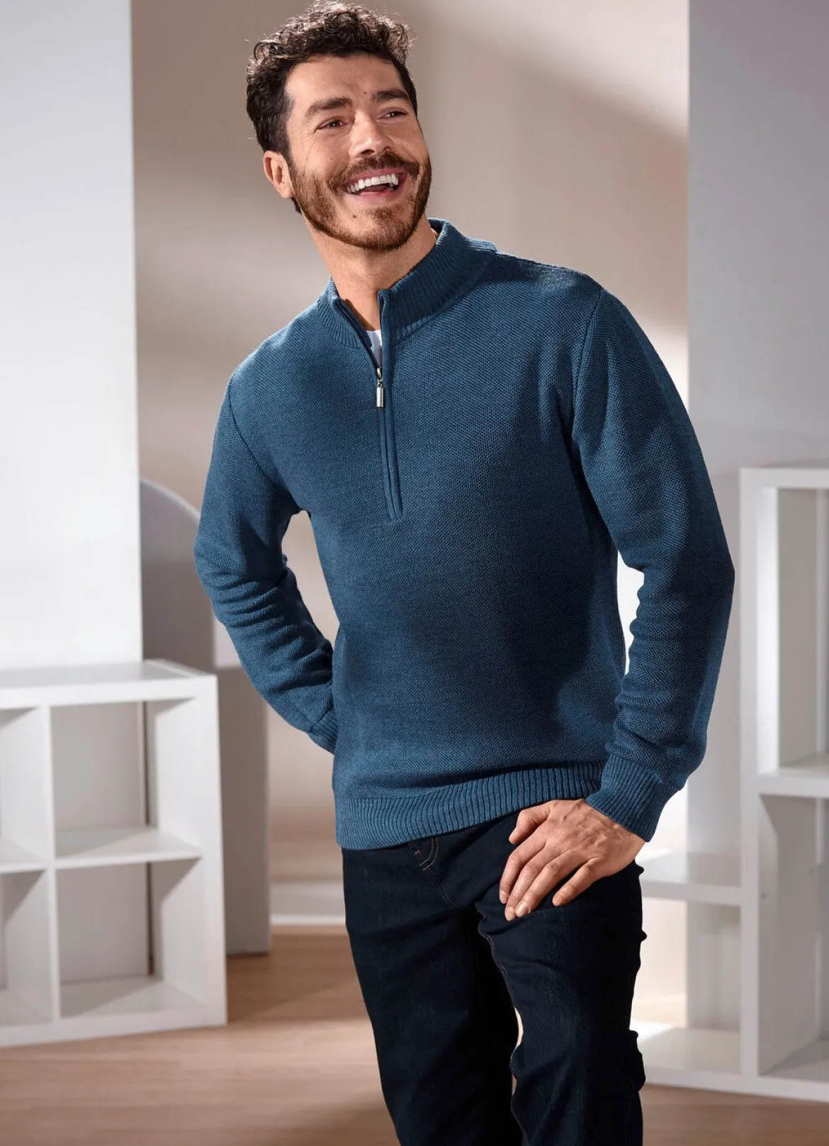 Unifarbener Stehkragenpullover in 3 Farben