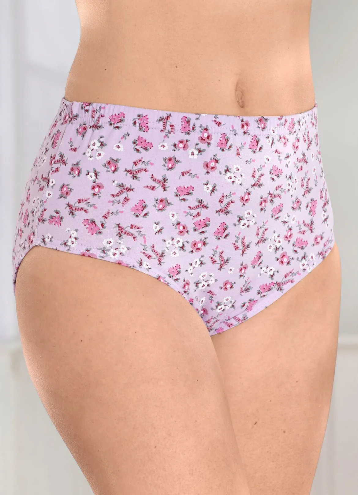 Viererpack Slips mit Floraldessin