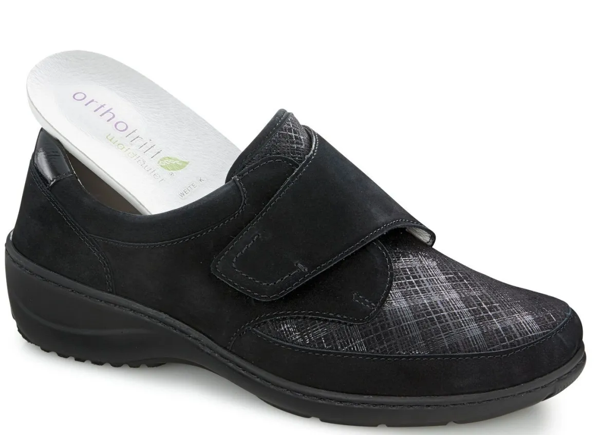 Waldläufer Slipper mit Stretchmaterial im Ballenbereich