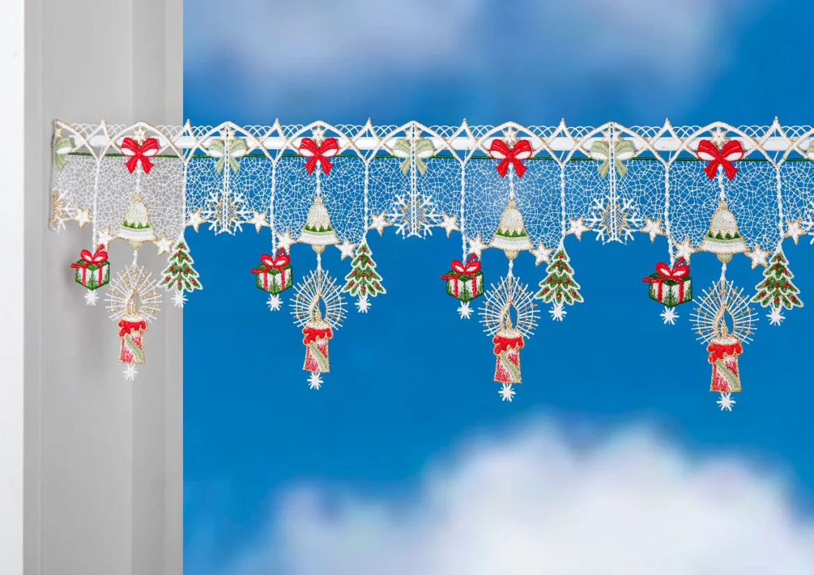 Weihnachtliche Stangendekoration aus echter Plauener Spitze