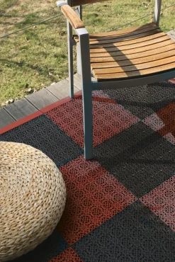 Witterungsbeständige Terrassenfliesen mit Klicksystem