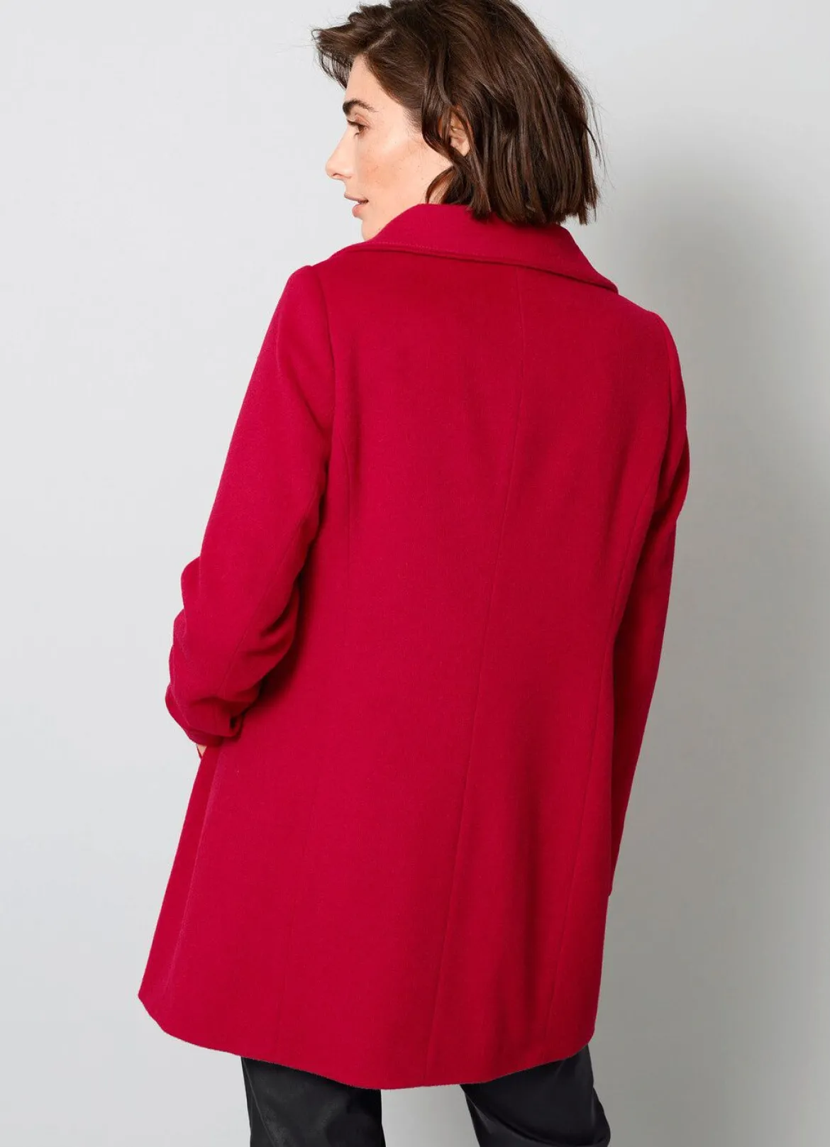 Wolljacke mit verdeckter Druckerleiste