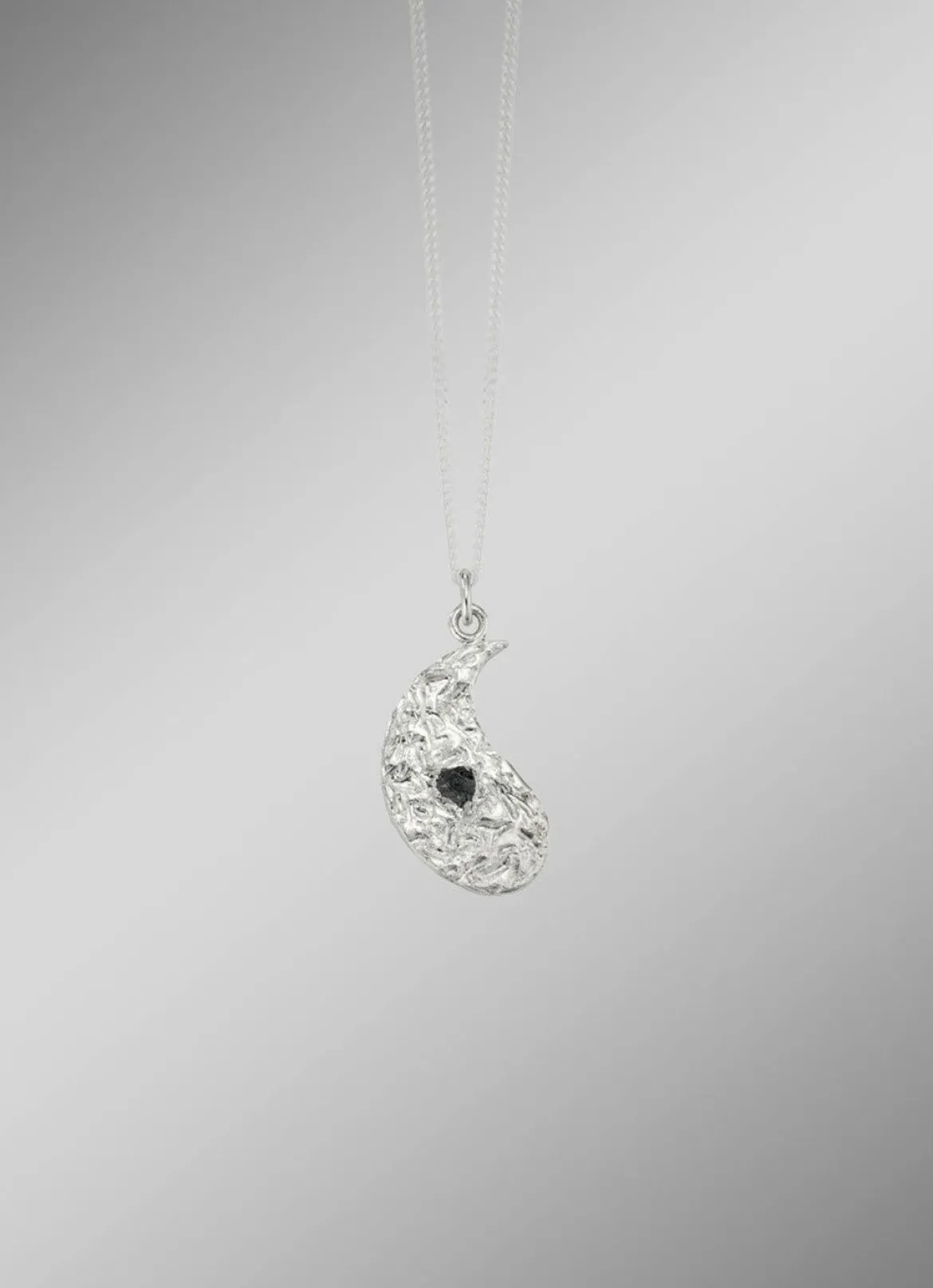 Yang-Anhänger aus rhodiniertem Silber